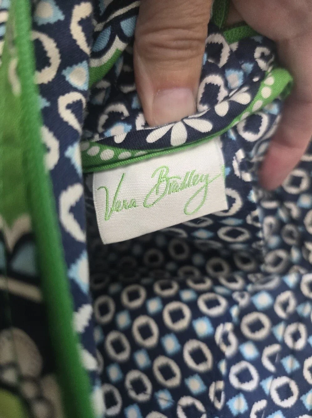 Vera Bradley Quilted Mailbag Crossbody Cupcake Green Floral Paisley Pattern